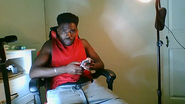Snapshot of Suamyst_25 chatting on 24, 5, 2026 Suamyst 25 online show from 24, 5, 2026