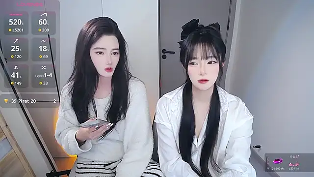 Snapshot of Follyise chatting on 12, 2, 2026 Follyise online show from 12, 2, 2026