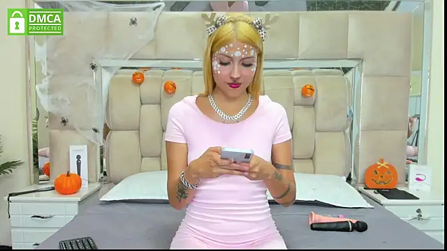 Snapshot of daniiela_beteche777 chatting on 31, 10, 2025 daniiela beteche777 online show from 31, 10, 2025