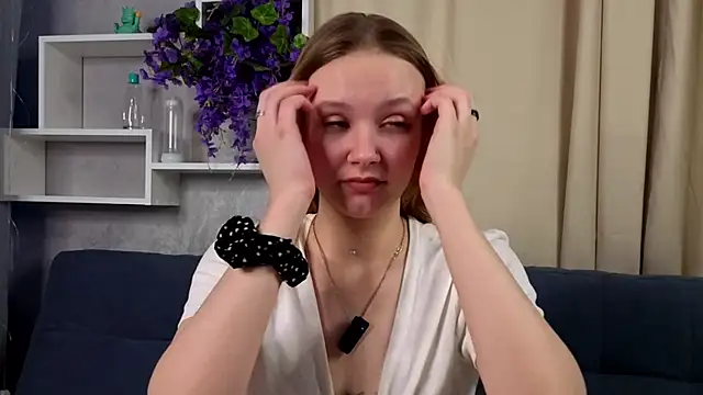 ElissaGlod online show from 28, 2, 2026