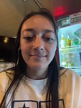 Lia  white online show from 12, 11, 2025