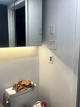 Snapshot of elliepixie chatting on 3, 11, 2025 elliepixie online show from 3, 11, 2025