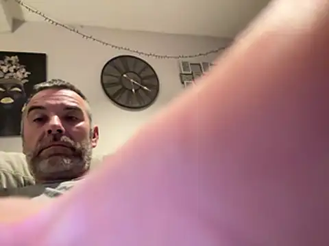 plymouthlad82 online show from 9, 1, 2026