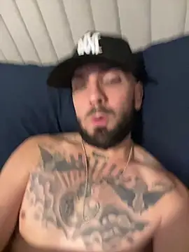 Snapshot of Jamall27 chatting on 4, 2, 2026 Jamall27 online show from 4, 2, 2026