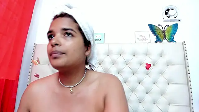 Snapshot of celena_wonder chatting on 2, 7, 2026 celena wonder online show from 2, 7, 2026