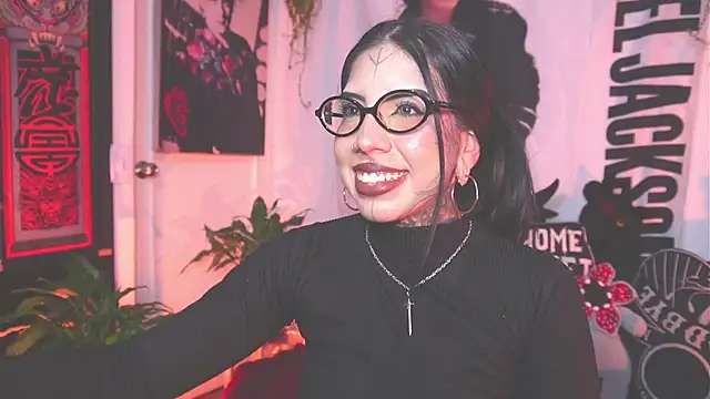 Snapshot of Dalia_Vorhees chatting on 25, 4, 2026 Dalia Vorhees online show from 25, 4, 2026