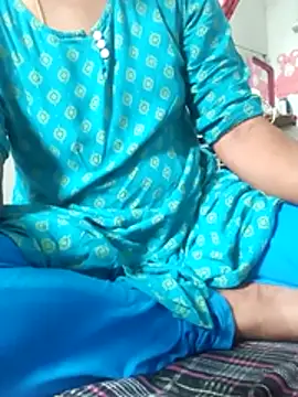 Snapshot of vedha4112telugu chatting on 18, 4, 2026 vedha4112telugu online show from 18, 4, 2026