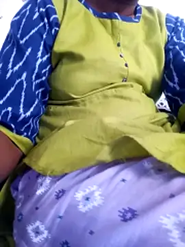 Snapshot of vedha4112telugu chatting on 27, 4, 2026 vedha4112telugu online show from 27, 4, 2026