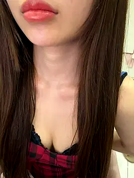 Snapshot of __Lilybae__ chatting on 23, 10, 2025 Lilybae online show from 23, 10, 2025