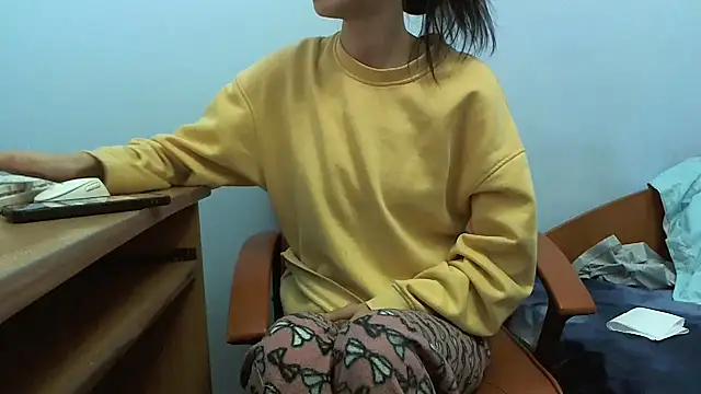 Snapshot of andreea713 chatting on 21, 3, 2026 andreea713 online show from 21, 3, 2026