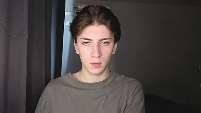 Snapshot of Oliver_star_boy_ chatting on 26, 10, 2025 Oliver star boy  online show from 26, 10, 2025