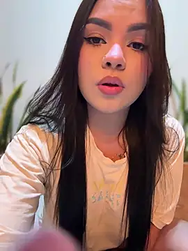 amber white15 online show from 19, 11, 2025