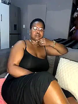 SweetCandy84 online show from 19, 11, 2025