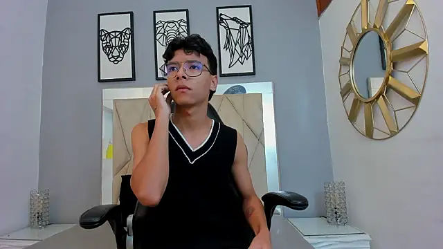 Snapshot of adams_bobby chatting on 25, 3, 2026 adams bobby online show from 25, 3, 2026