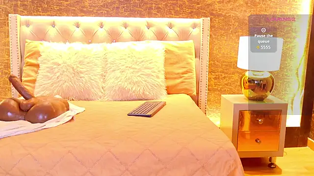 Snapshot of loana_vegas chatting on 22, 5, 2026 loana vegas online show from 22, 5, 2026