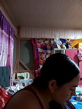 Snapshot of Valentinass20 chatting on 28, 10, 2025 Valentinass20 online show from 28, 10, 2025