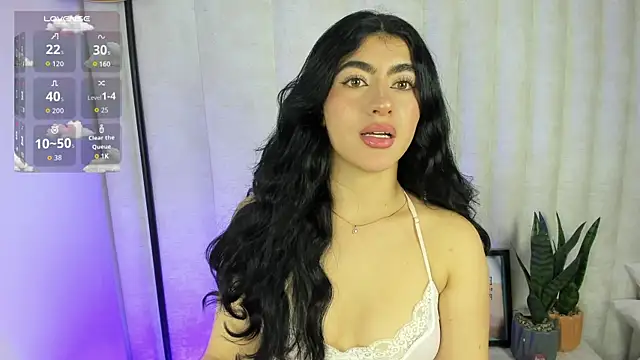 Snapshot of Emii_rous chatting on 10, 11, 2025 Emii rous online show from 10, 11, 2025