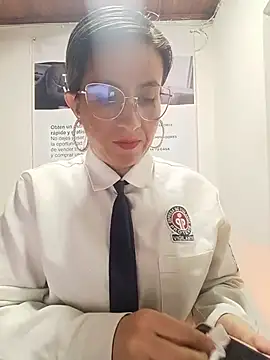 Snapshot of Valentina--1 chatting on 19, 6, 2026 Valentina--1 online show from 19, 6, 2026