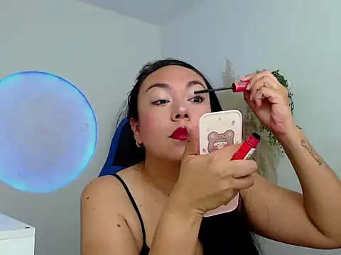 Yadis hot online show from 27, 11, 2025