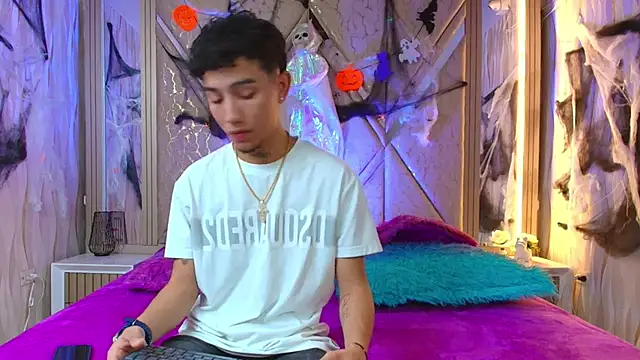 Snapshot of Ink_Boy chatting on 26, 10, 2025 Ink Boy online show from 26, 10, 2025