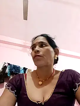 Snapshot of Indiangueen chatting on 27, 10, 2025 Indiangueen online show from 27, 10, 2025