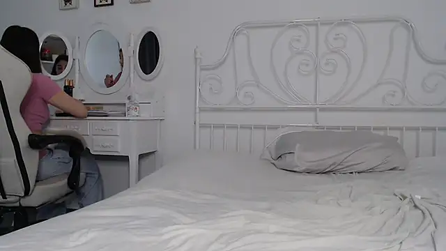 bellefleurrr online show from 20, 5, 2026