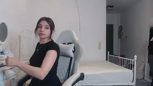 bellefleurrr online show from 28, 5, 2026