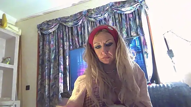 Snapshot of LilaniLoverx chatting on 21, 4, 2026 LilaniLoverx online show from 21, 4, 2026