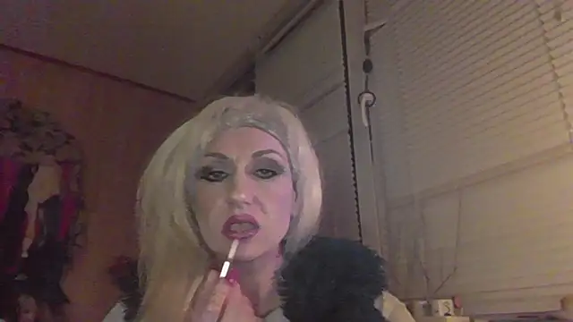 Snapshot of LilaniLoverx chatting on 24, 4, 2026 LilaniLoverx online show from 24, 4, 2026