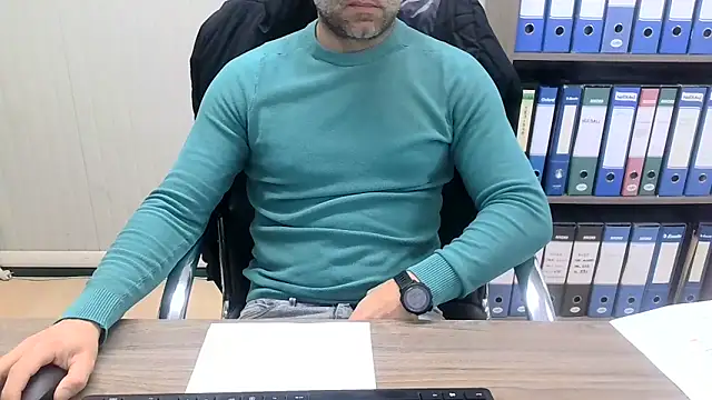 Snapshot of Evasionee chatting on 12, 2, 2026 Evasionee online show from 12, 2, 2026