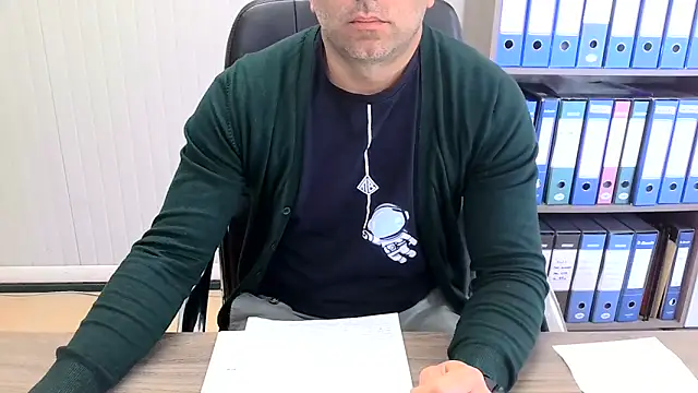 Evasionee online show from 10, 4, 2026