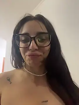 gigi333regi online show from 30, 3, 2026