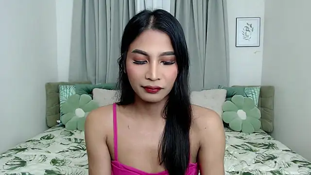 Snapshot of YourPrettyBella_TS chatting on 12, 1, 2026 YourPrettyBella TS online show from 12, 1, 2026