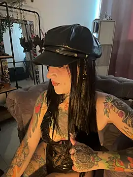 NinaHex online show from 12, 11, 2025