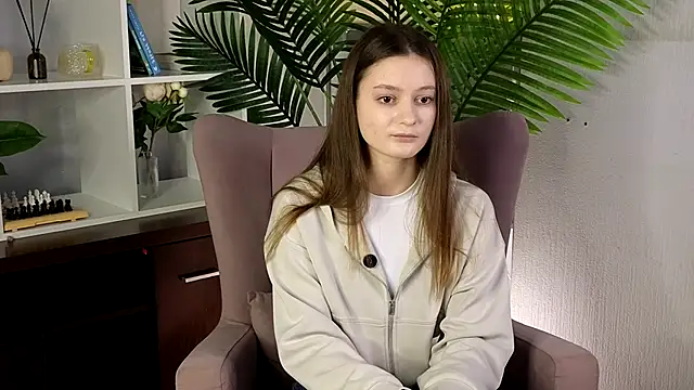 Snapshot of BryannaGilstad chatting on 26, 10, 2025 BryannaGilstad online show from 26, 10, 2025
