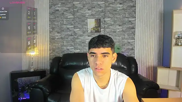 zack joness18 online show from 15, 11, 2025