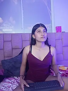 YeseniaRodriguez3 online show from 31, 5, 2026