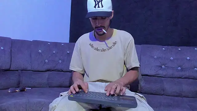 Snapshot of harold_777 chatting on 22, 3, 2026 harold 777 online show from 22, 3, 2026