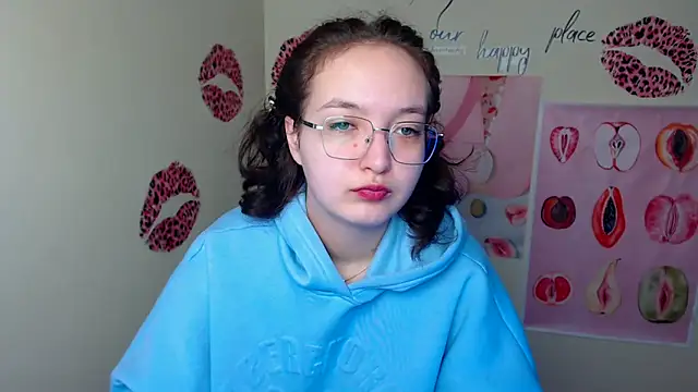 MissAriaa online show from 4, 12, 2025