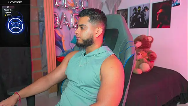 Tiler wolker online show from 11, 4, 2026