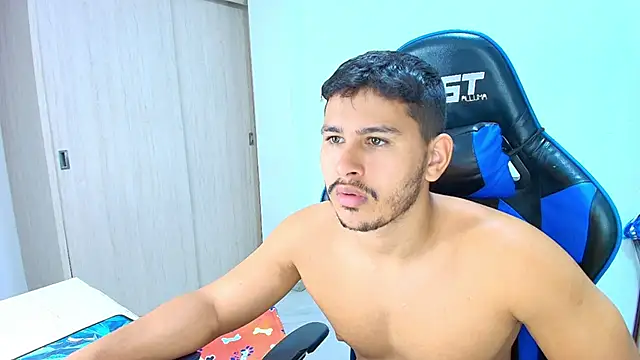 sophia and alex online show from 27, 10, 2025