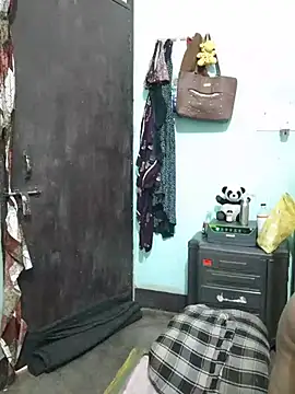CUTE-GIRL-1 online show from 7, 7, 2026