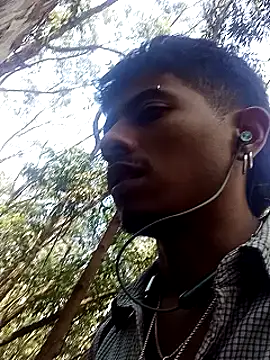 SkinniYamo online show from 9, 3, 2026