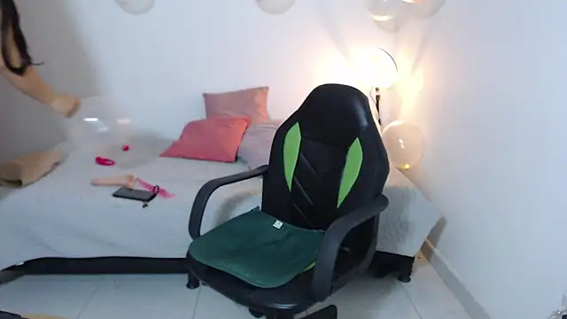 angiedavies10 online show from 29, 10, 2025