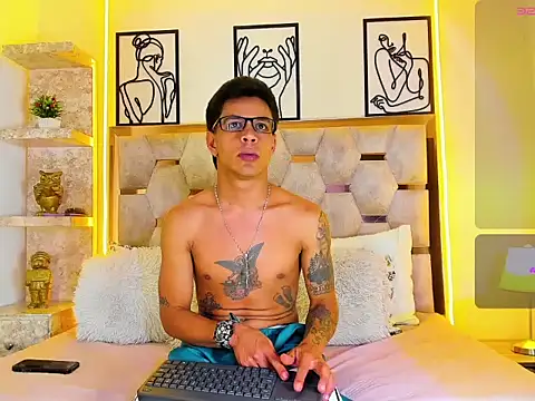 Snapshot of Andrew_Haalls chatting on 28, 10, 2025 Andrew Haalls online show from 28, 10, 2025