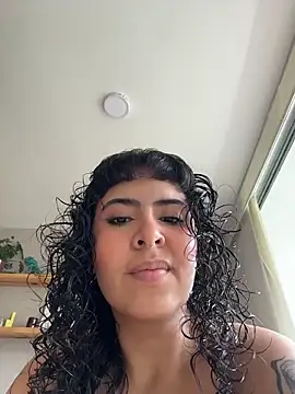 Snapshot of SugarTroubl33 chatting on 3, 3, 2026 SugarTroubl33 online show from 3, 3, 2026