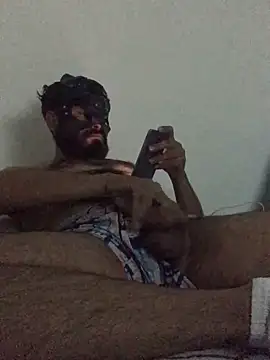 Snapshot of AlztaClouds chatting on 11, 11, 2025 AlztaClouds online show from 11, 11, 2025