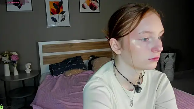 Snapshot of AngelWisee chatting on 3, 6, 2026 AngelWisee online show from 3, 6, 2026