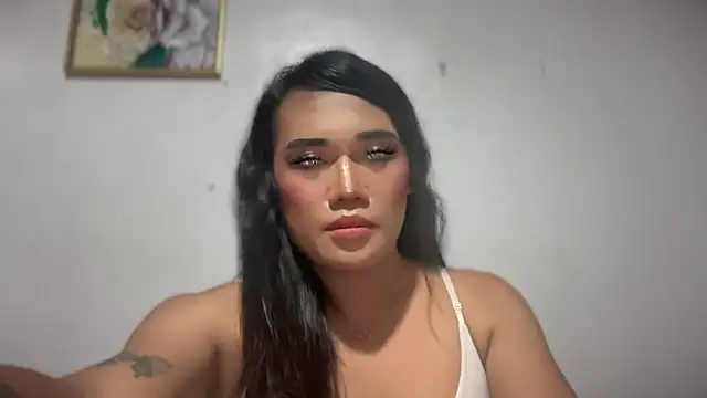 Snapshot of untouchable_mia chatting on 30, 10, 2025 untouchable mia online show from 30, 10, 2025