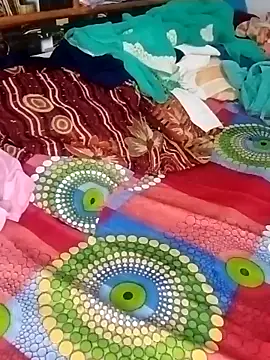 hot couple 000 online show from 16, 2, 2026